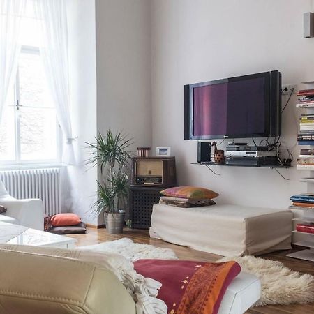 Spacious Old Town Luxury Apartment Linz Exterior photo