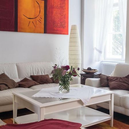 Spacious Old Town Luxury Apartment Linz Exterior photo