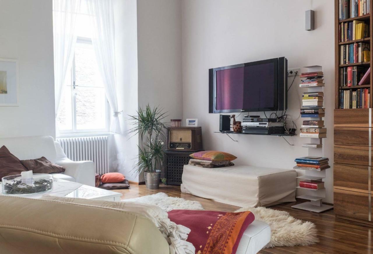 Spacious Old Town Luxury Apartment Linz Exterior photo